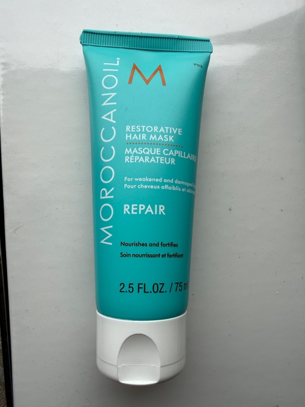 NEW Moroccanoil Intense Hydration Mask - 2.5 fl oz / 75 ml - Picture 2 of 2